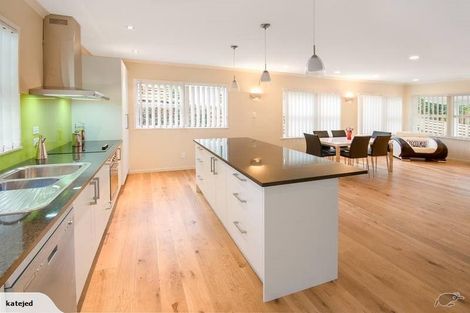 Photo of property in 75 Mountbatten Avenue, Hillcrest, Auckland, 0627