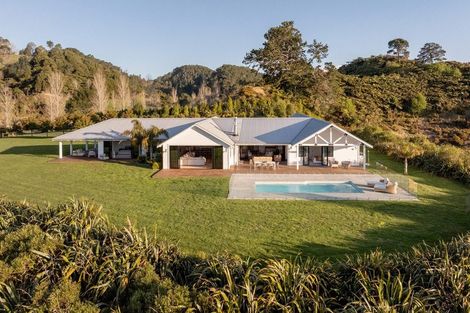 Photo of property in 90 Tangiroimata Track, Pyes Pa, 3173