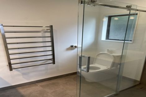 Photo of property in 2/13 Naviti Place, Browns Bay, Auckland, 0630