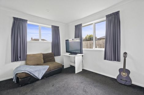 Photo of property in 90 Hinemoa Street, Levin, 5510