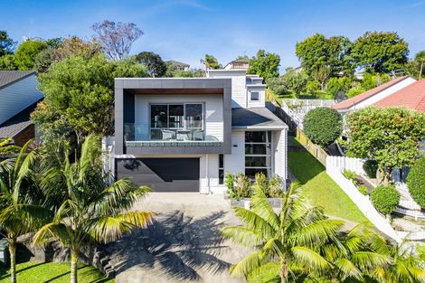 Photo of property in 10 Bayside Drive, Browns Bay, Auckland, 0630