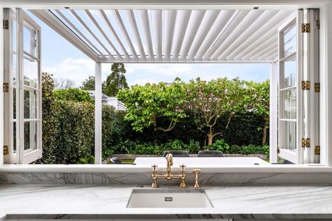 Photo of property in 51 Paice Avenue, Sandringham, Auckland, 1025