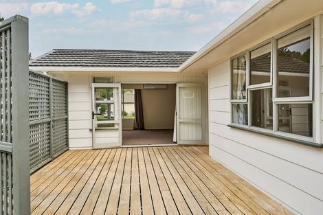 Photo of property in 4 Thomson Grove, Stokes Valley, Lower Hutt, 5019