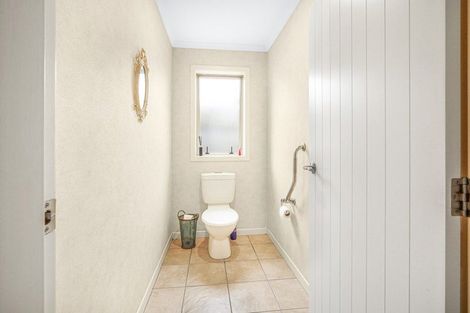 Photo of property in 24 Sovereign Isle Lane, Rototuna, Hamilton, 3210