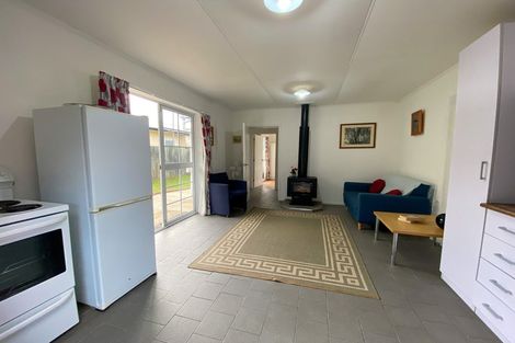 Photo of property in 99 Commercial Street, Takaka, 7110