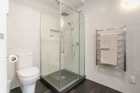 Photo of property in 64 Friend Street, Karori, Wellington, 6012