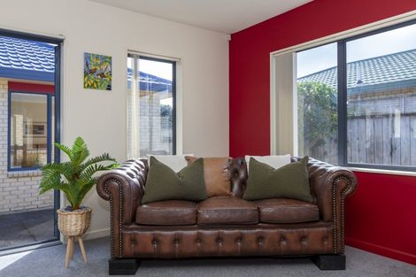 Photo of property in 22 Rifleman Lane, Paraparaumu Beach, Paraparaumu, 5032