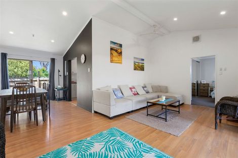 Photo of property in 114b Dickson Road, Papamoa Beach, Papamoa, 3118