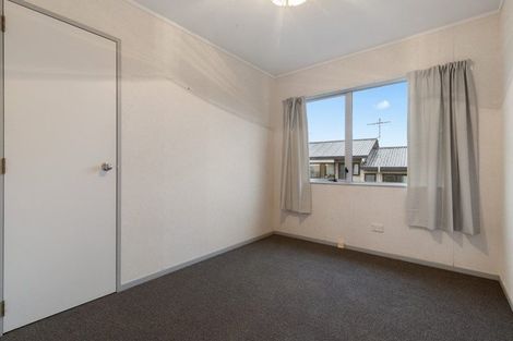 Photo of property in 53 Edgewater Parade, Waiuku, 2123