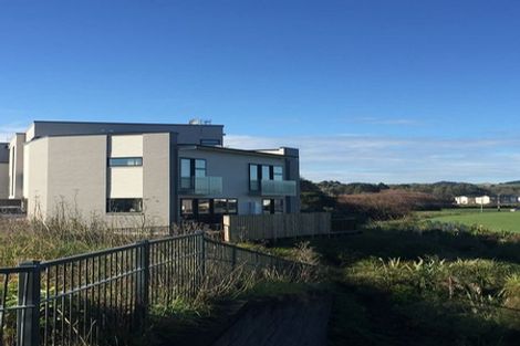 Photo of property in 3 Lemon Tree Lane, Flat Bush, Auckland, 2019