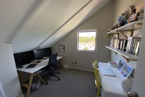 Photo of property in 1/82 Stott Avenue, Birkdale, Auckland, 0626