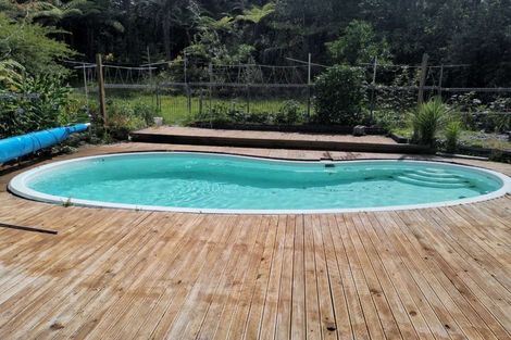 Photo of property in 238 Glenvar Road, Torbay, Auckland, 0630