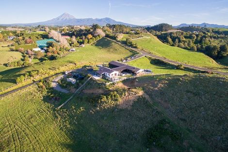 Photo of property in 527 Frankley Road, Hurworth, New Plymouth, 4371