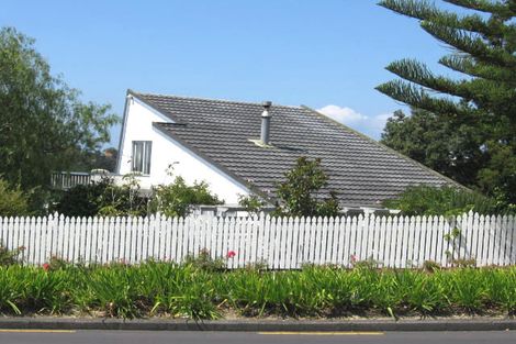 Photo of property in 152 Glamorgan Drive, Torbay, Auckland, 0630