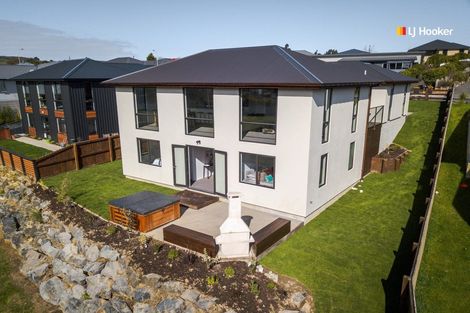 Photo of property in 27 Grandvista Drive, Green Island, Dunedin, 9018