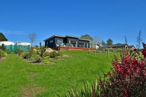 Photo of property in 655 Kaipara Coast Highway, Kaukapakapa, 0871