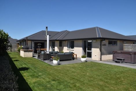 Photo of property in 5 Bellbird Place, Rolleston, 7614