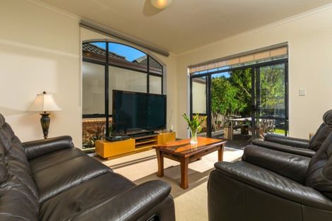 Photo of property in 4 Villanova Place, Albany, Auckland, 0632