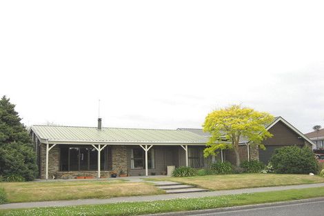 Photo of property in 14 Radiata Avenue, Parklands, Christchurch, 8083