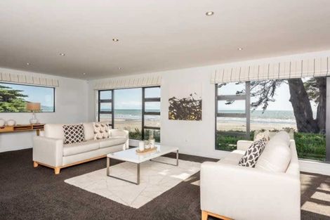 Photo of property in 23 Groves Road, Raumati Beach, Paraparaumu, 5032