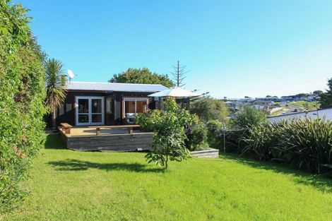 Photo of property in 7 Simon Road, Raglan, 3225