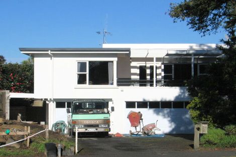 Photo of property in 27 Riverview Terrace, Fairfield, Hamilton, 3214