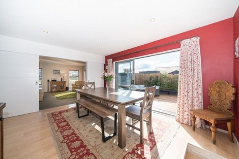 Photo of property in 14 Stonebridge Heights, Feilding, 4702