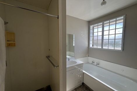 Photo of property in 2/98 Peverel Street, Riccarton, Christchurch, 8041