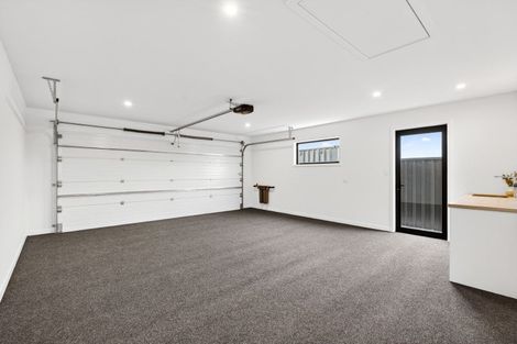 Photo of property in 7 Annie Aranui Drive, Poraiti, 4182