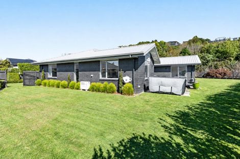 Photo of property in 26 Fernbrook Drive, Hurworth, New Plymouth, 4310