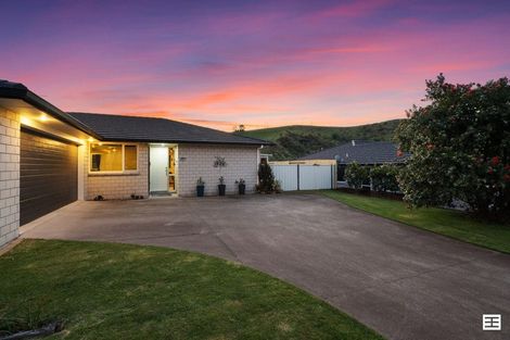 Photo of property in 170 Ballintoy Park Drive, Welcome Bay, Tauranga, 3175