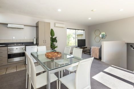 Photo of property in 41 Margaret Avenue, Havelock North, 4130