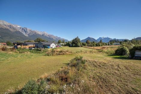 Photo of property in 10 Lochburn Avenue, Glenorchy, 9372