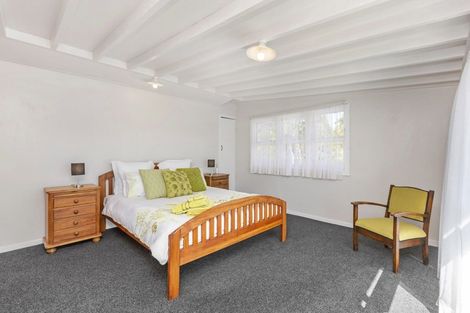 Photo of property in 77 Wallis Street, Raglan, 3225