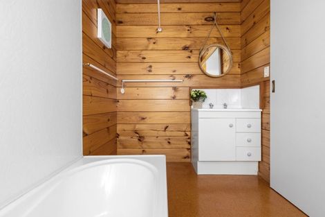 Photo of property in 61b Harper Road, Waimarama, Havelock North, 4294