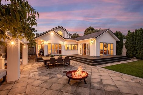 Photo of property in 24 Marina Grove, Hutt Central, Lower Hutt, 5010