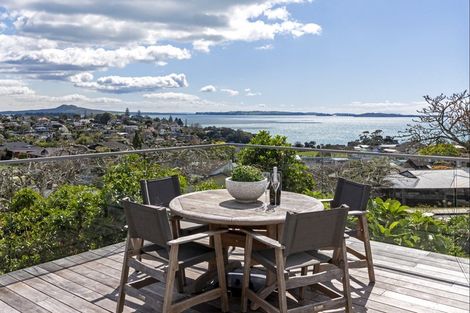 Photo of property in 74 Mellons Bay Road, Mellons Bay, Auckland, 2014