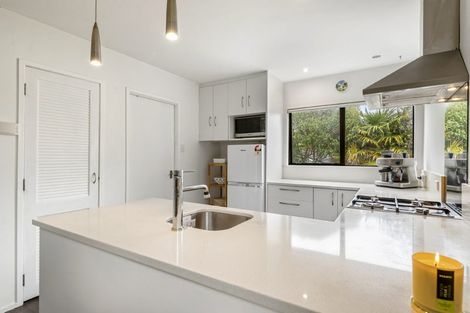 Photo of property in 2/38 Gatman Street, Birkdale, Auckland, 0626