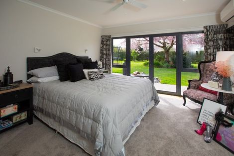 Photo of property in 91 Wells Place, Cambridge, 3493