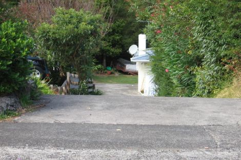 Photo of property in 40 Taupo Street, Green Bay, Auckland, 0604