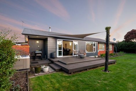 Photo of property in 70a Toorak Avenue, Avonhead, Christchurch, 8042