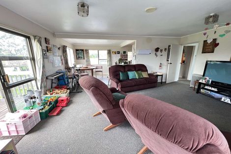Photo of property in 31 Marendellas Drive, Bucklands Beach, Auckland, 2014