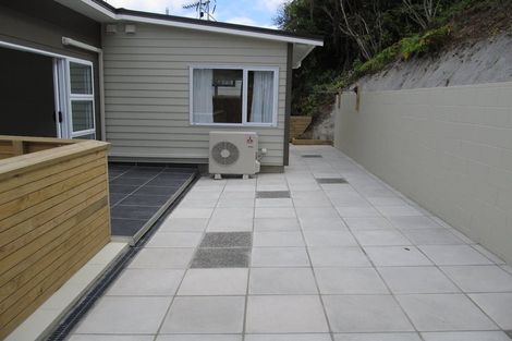 Photo of property in 16c Lincoln Avenue, Tawa, Wellington, 5028