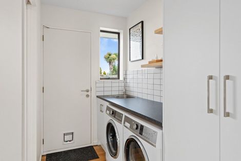 Photo of property in 1/139 Sawyers Arms Road, Northcote, Christchurch, 8052