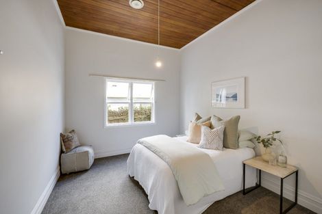 Photo of property in 111 Wellesley Road, Napier South, Napier, 4110