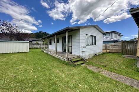 Photo of property in 396 Stokes Valley Road, Stokes Valley, Lower Hutt, 5019