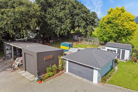 Photo of property in 302 Timaru Road, Waimate, 7978