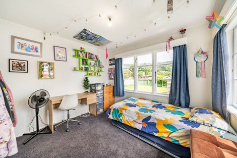 Photo of property in 36 Horoeka Street, Stokes Valley, Lower Hutt, 5019