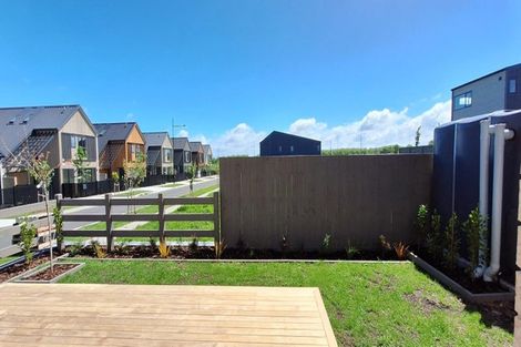 Photo of property in 55 Maungakaraka Road, Karaka, 2580