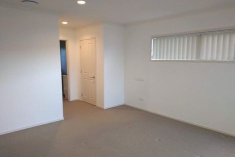 Photo of property in 17a Greenhaven Avenue, Opaheke, Papakura, 2113